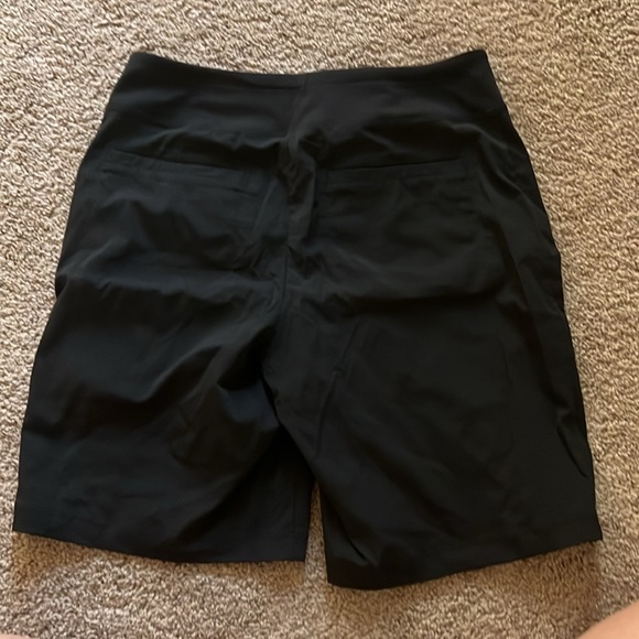 Athleta Trekkie Bermuda Black Shorts - Picture 3 of 4